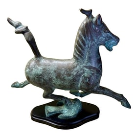 Replica of the Bronze Sculpture of "˜Flying/Galloping Horse of Gansu on Dragon/Swallow', Han