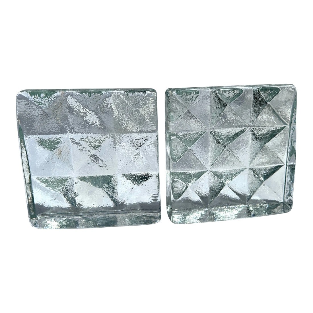 Blenko Art Glass "Diamond" Bookends-A Pair: Vintage Art Glass Bookends, Muti-Faceted Design of Diamonds the Blenko Project w/ Artist Don Shepherd. Super cool and perfect on a bookshelf. 6in w x 1.5in d x 6in h Make sure to follow me, I have fla