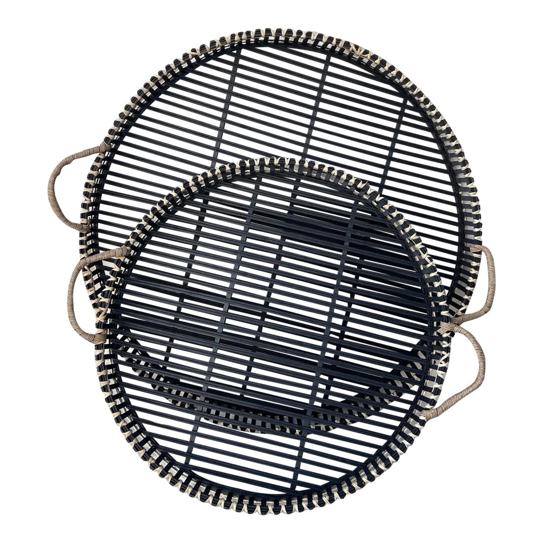 Large Pair of Black & Natural Round Rattan Trays: Boho Extra Large pair of Round Black & Tan Rattan Trays with handles. Perfect for decorating a table and for parties. Fill with candles and large vase of flowers. 30in round large tray 24in round med