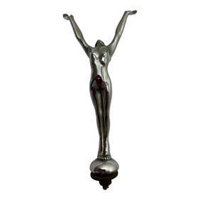 Traditional Art Deco Chrome Classic Automobile Car Diving Lady Mascot Sculpture