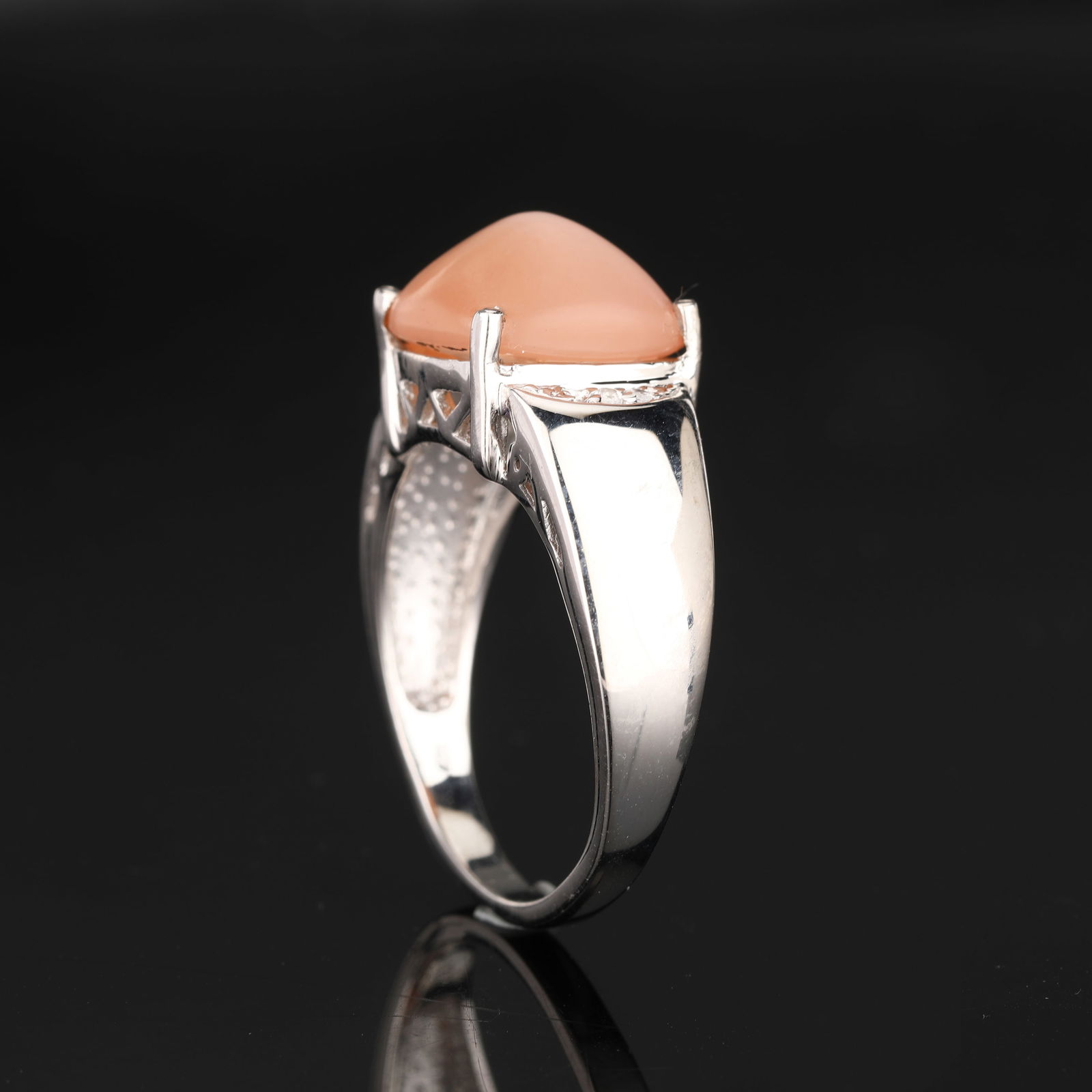 Ring: Peach Moonstone Flat Bottom CAB Cushion 12.00mm: Title: Ring: Peach Moonstone Flat Bottom CAB Cushion 12.00mm Description: Peach Moonstone Flat Bottom CAB Cushion 12.00mm - 1Pc + White Topaz Round 1.30mm - 2Pcs + White Topaz Round 1.20mm - 4Pcs Date