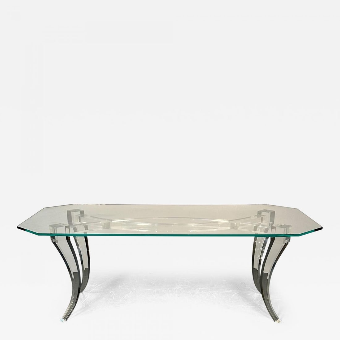Modern Lucite and Glass Dining / Kitchen Table, American Designer, 2000s: Modern Lucite and Glass Dining / Kitchen Table, Center Table, American Designer, 2000s This strong and sturdy dining table is sleek and stylish having a thick Lucite base with curved legs leading to a