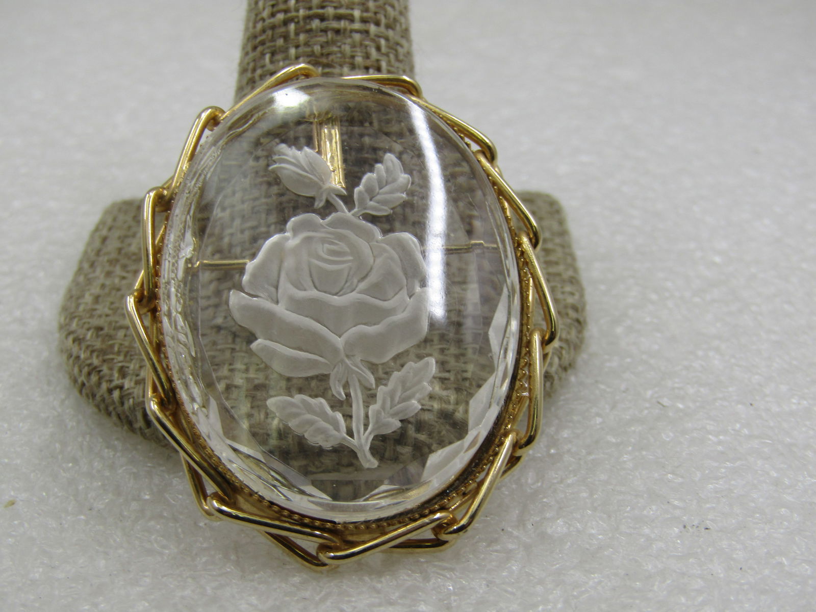 Vintage Clear Reverse Pressed Frosted Rose Brooch Pendant, 1-7/8, 1960's-1970's: Vintage Clear Reverse Pressed Frosted Rose Brooch Pendant, 1-7/8, 1960's-1970's. Gold tone with an oval curved link frame and beveled edge on the clear and frosted lucite center. I has a gold hook bai