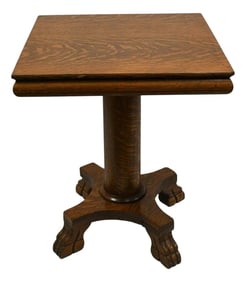 Antique 19th-Century Lion's Feet Oak Wood Table
