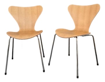 Pair of Arne Jacobsen for Fritz Hansen Bleached Ash Series 7 Chairs