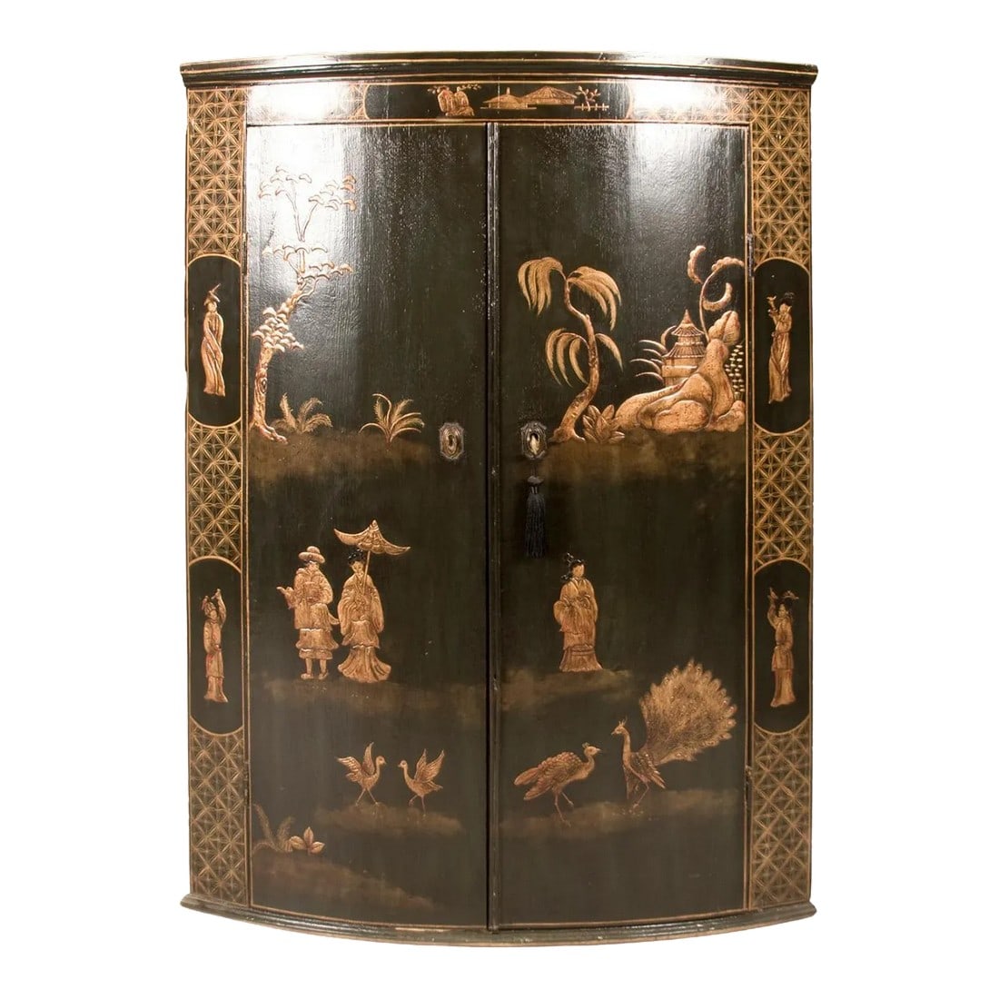 18th Century Georgian Corner Cabinet With Chinoiserie Motif: This is a English Antique Georgian bow front cabinet, which has fixed shelves inside and a locking door. The Chinoiserie decoration or Japanning as it is known in Europe, is beautifully decorated with