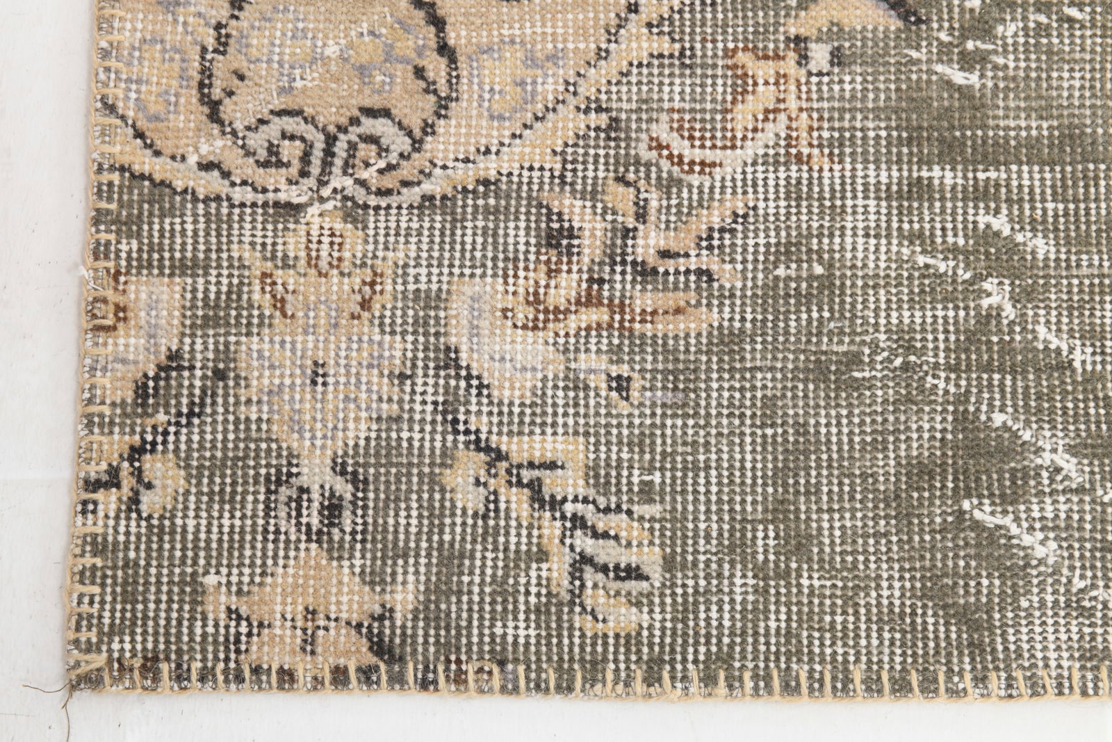 7'0'' x 9'10'' Handmade Vintage Wool Patchwork Rug - 5 - 14