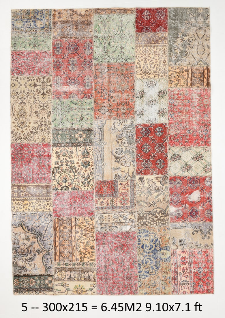 7'0'' x 9'10'' Handmade Vintage Wool Patchwork Rug - 5