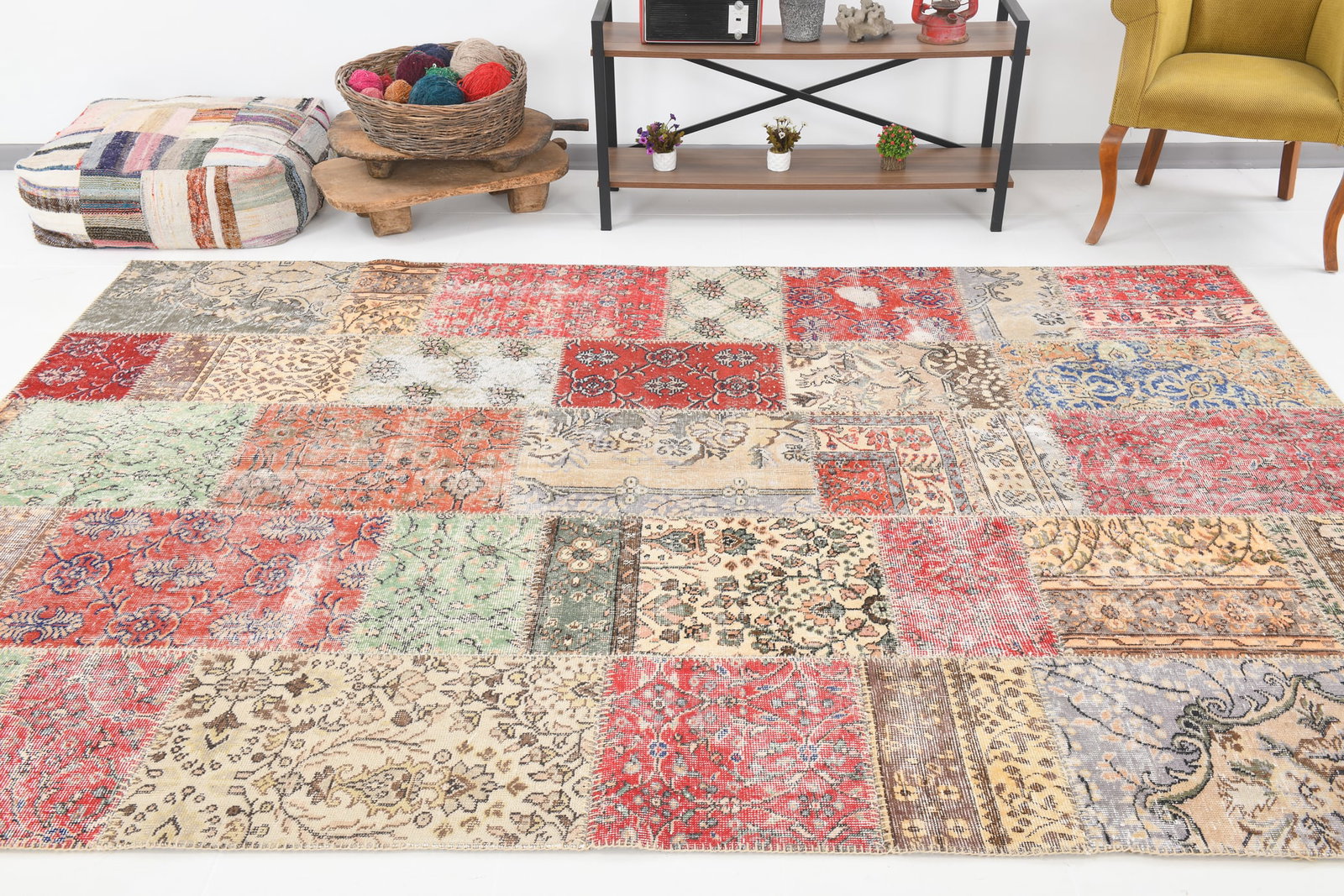 7'0'' x 9'10'' Handmade Vintage Wool Patchwork Rug - 5 - 6