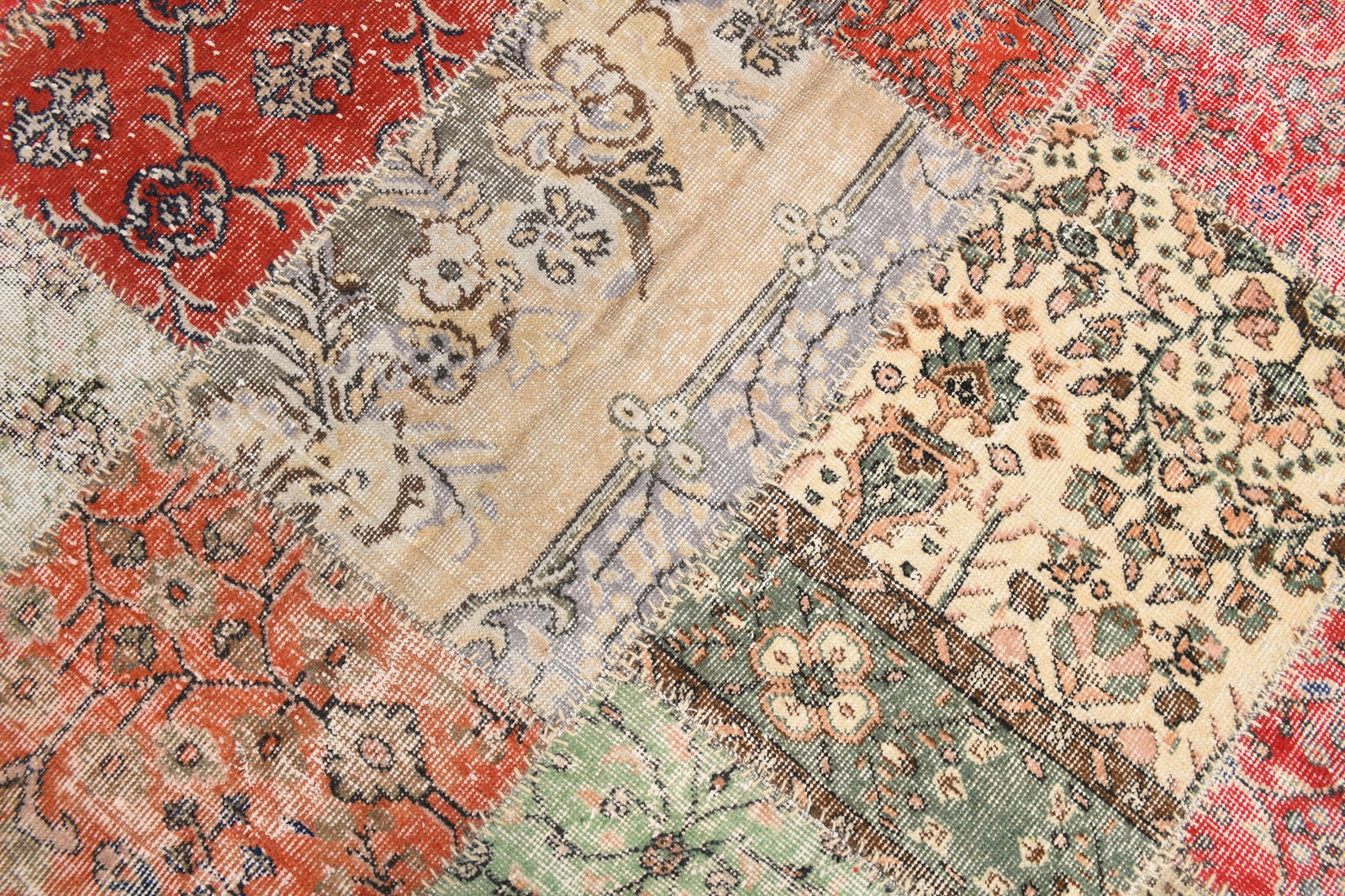 7'0'' x 9'10'' Handmade Vintage Wool Patchwork Rug - 5 - 9