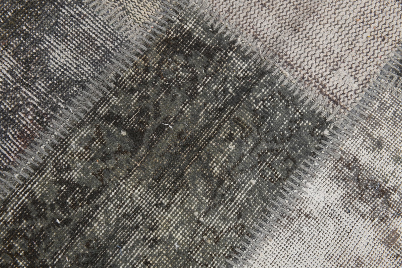 4'10'' x 8'4'' Handmade Vintage Wool Patchwork Rug - 615 - 10