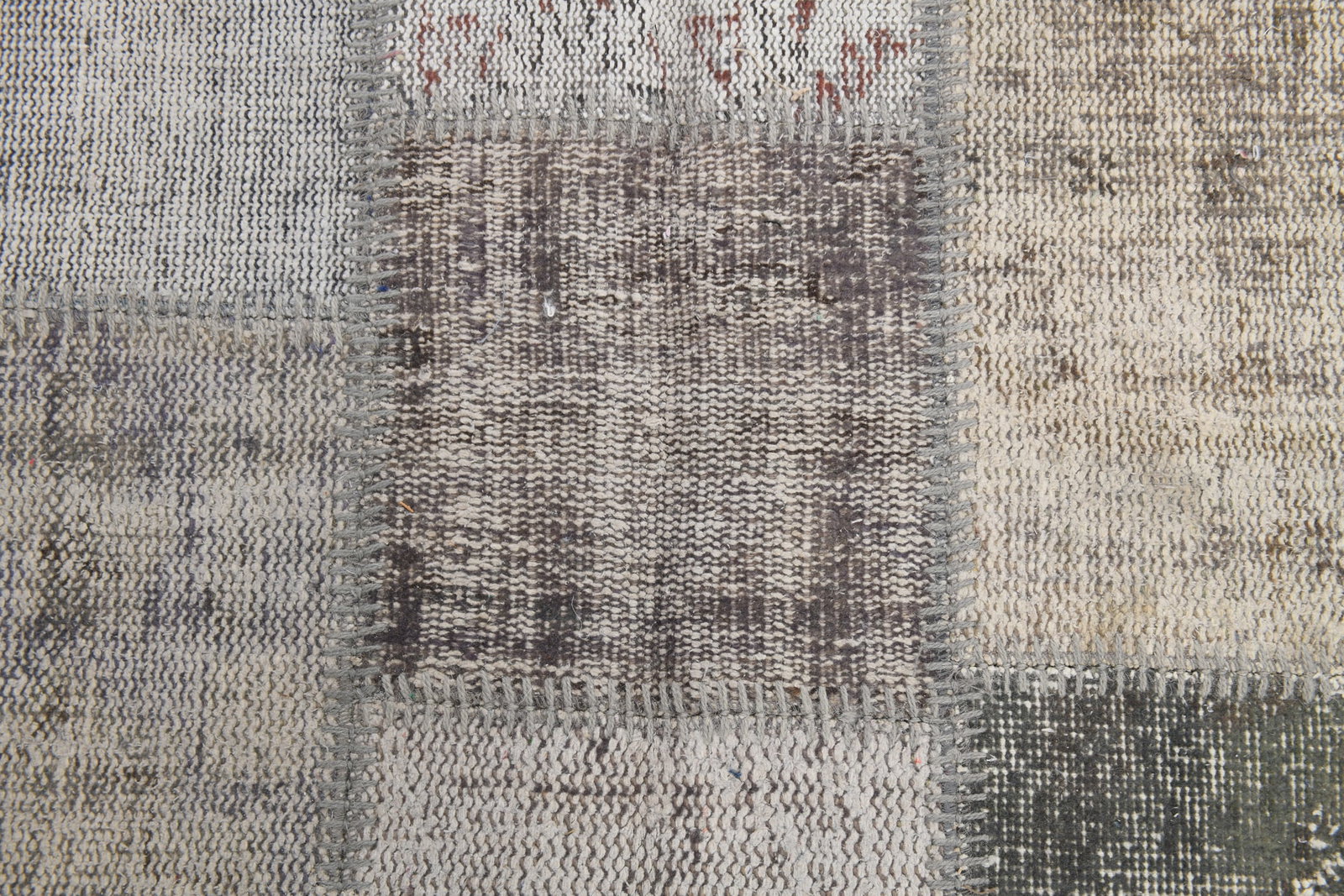 4'10'' x 8'4'' Handmade Vintage Wool Patchwork Rug - 615 - 12