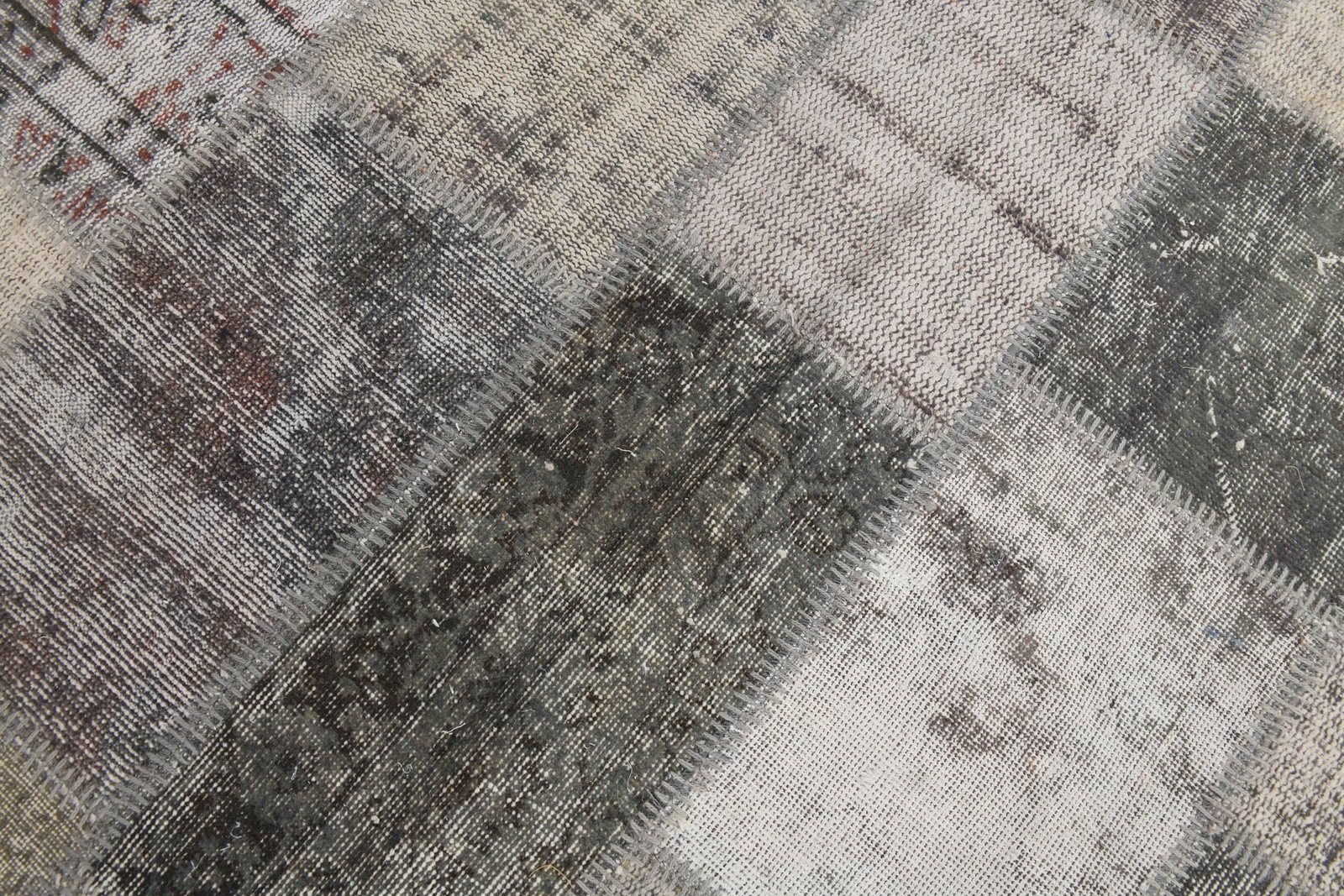 4'10'' x 8'4'' Handmade Vintage Wool Patchwork Rug - 615 - 9