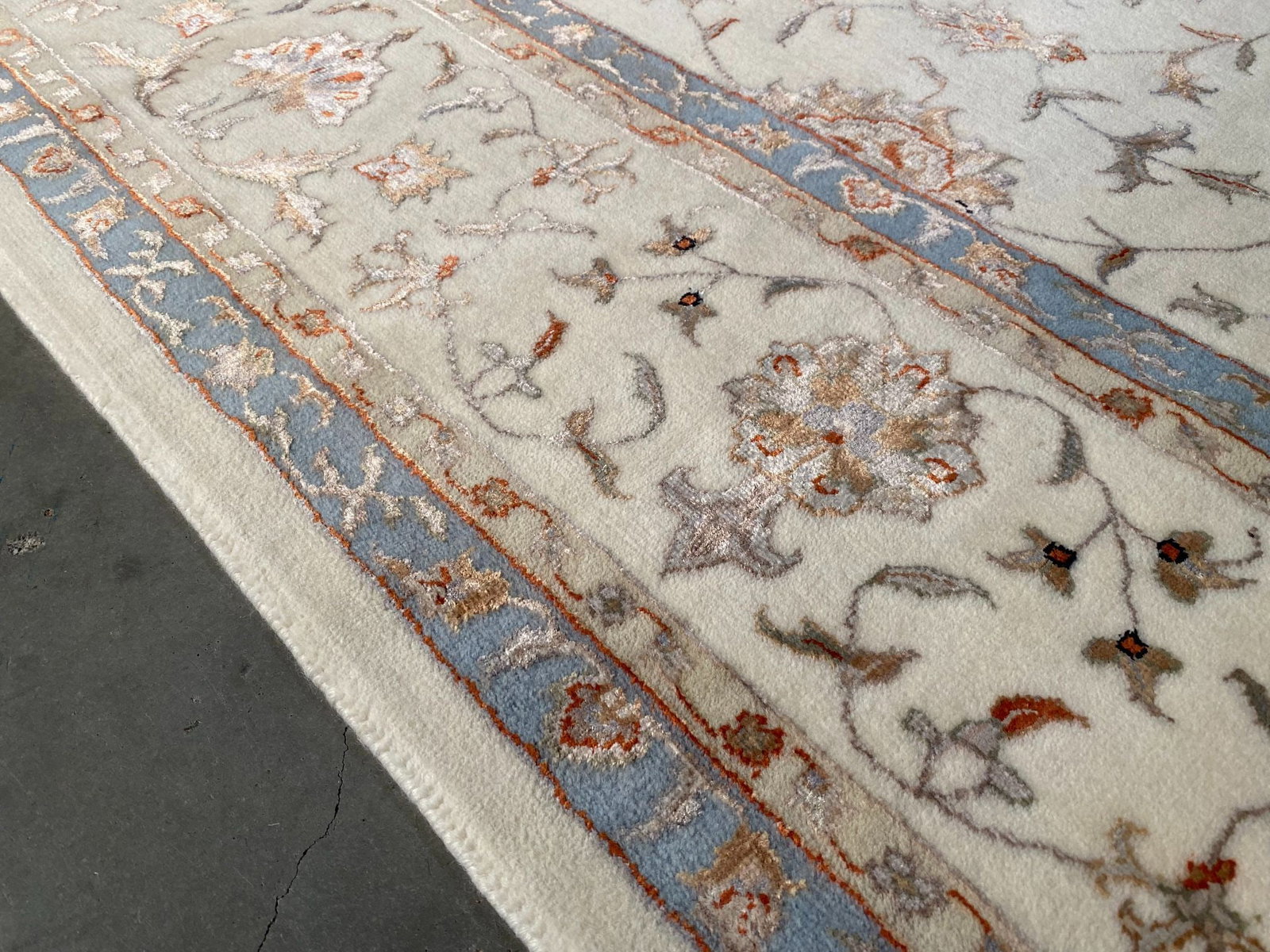 EXQUISITE SILK &WOOL RUG 6.1x9.1 - 7