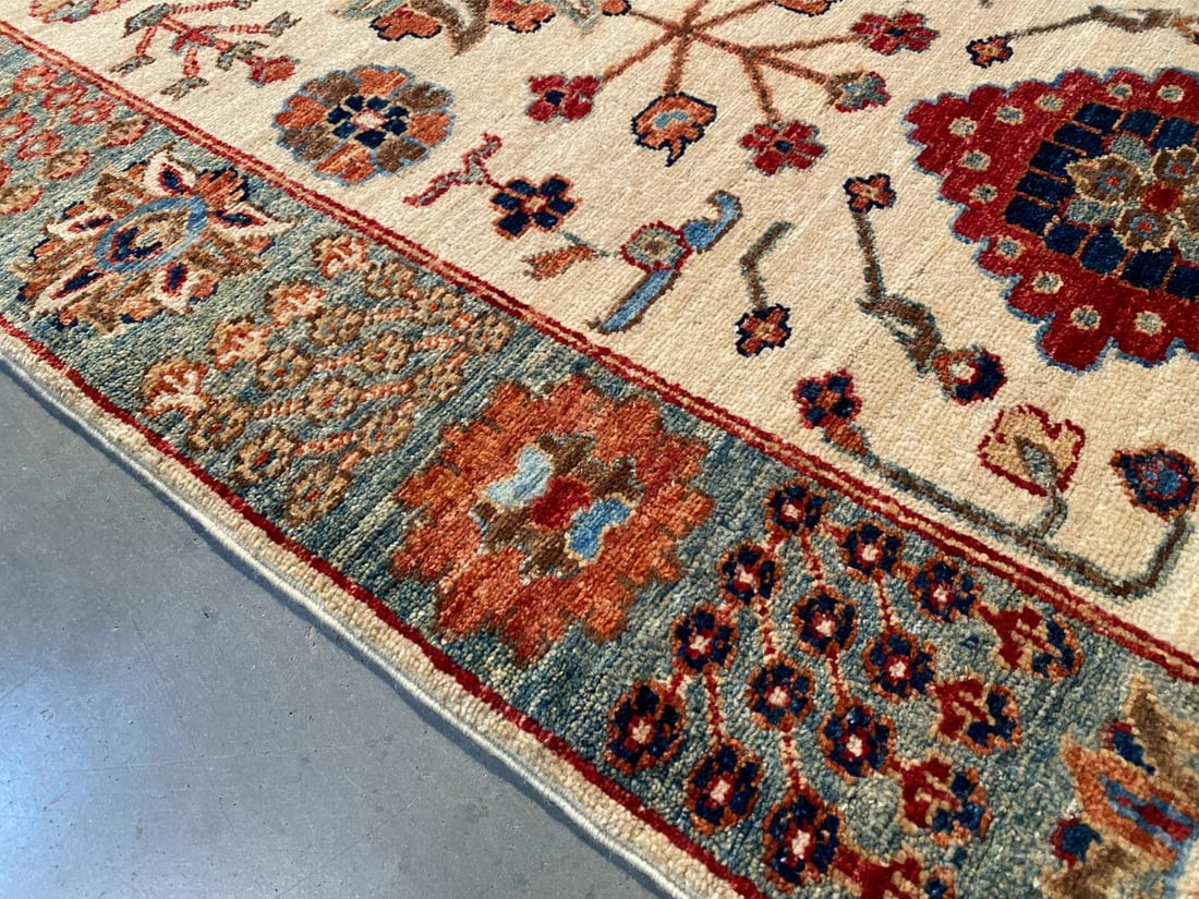 STUNNING FINE WOOL RUNNER 2'.8"x11'.8" - 7