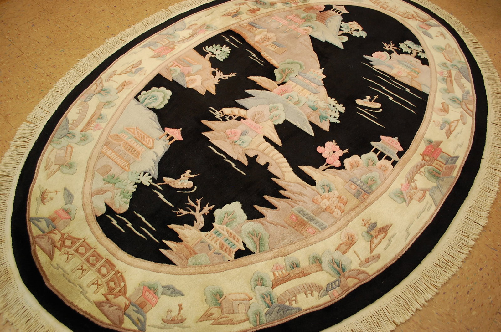 CHINESE RUG 6x9 - 2