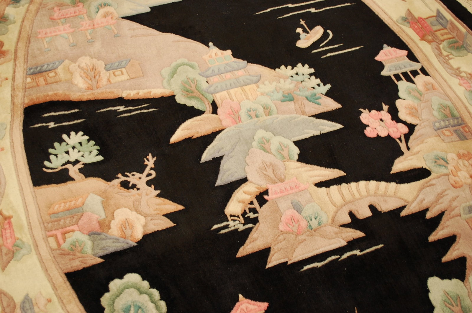 CHINESE RUG 6x9 - 7