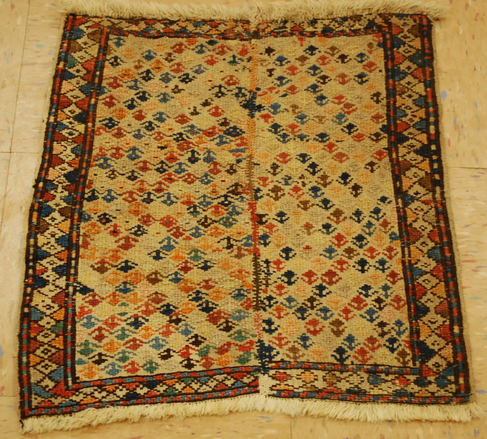 Shahsevan Khorjin Face, 1'6" X 1'9"