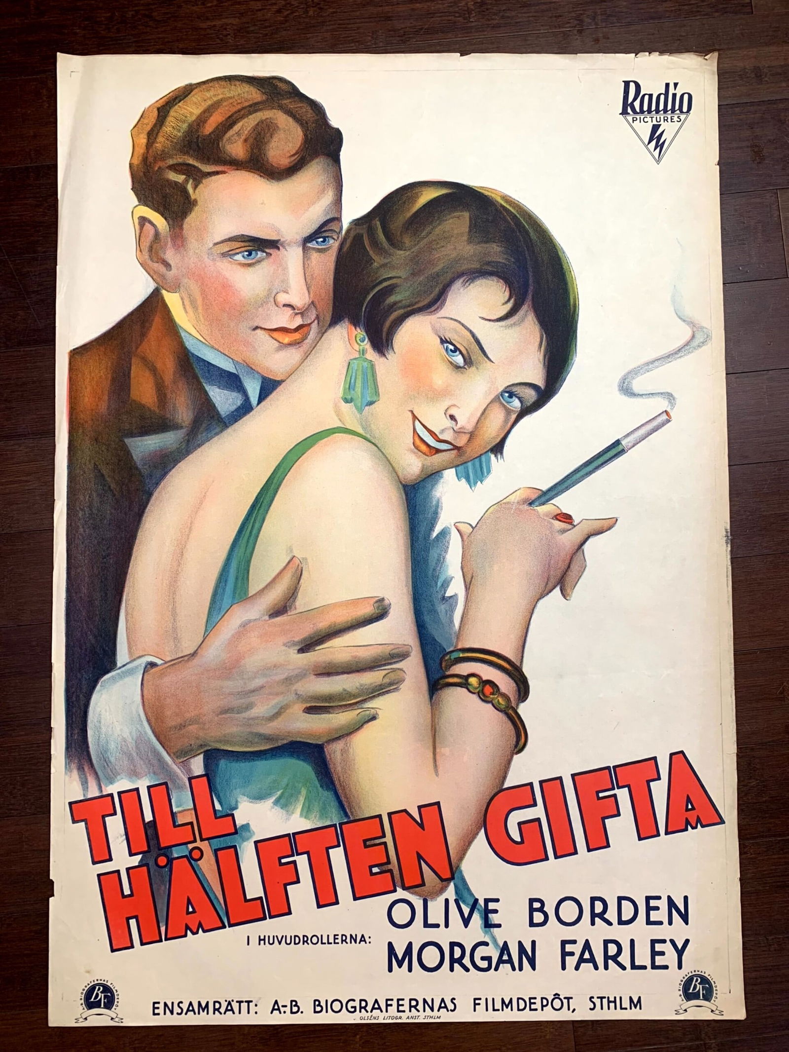 Half Marriage (1929) Swedish One Sheet Movie Poster: Half Marriage (1929) Swedish One Sheet Movie Poster, Please refer to the attached photos to determine the condition of this original vintage item. Note: LB means Linen Backed. Ready for you to frame!