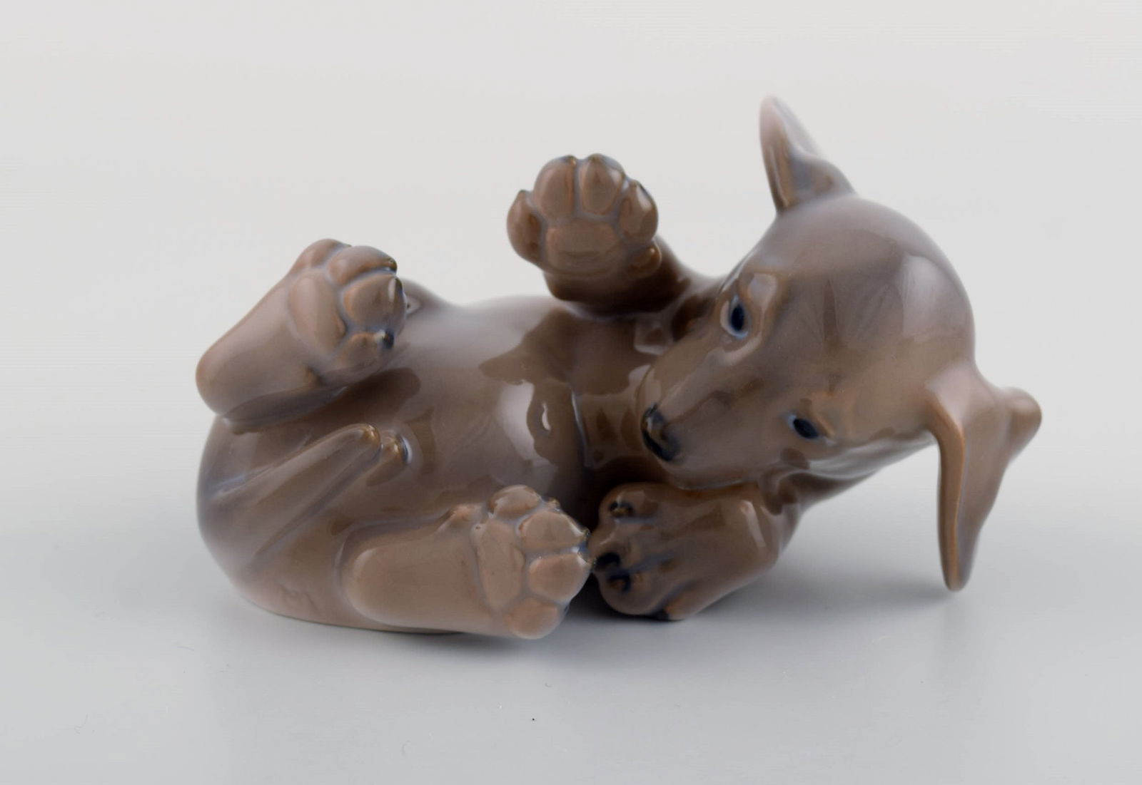 Royal Copenhagen porcelain figurine. Dachshund puppy. Model number 1408. Dated 1956. (1 of 6)