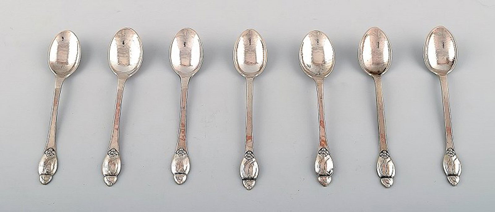 Evald Nielsen number 6, teaspoon in silver. 7 spoons in stock.: Title:Evald Nielsen number 6, teaspoon in silver. 7 spoons in stock. Description:Evald Nielsen number 6, teaspoon in silver. 7 spoons in stock. Denmark 1920/30s. Measures 11 cm. Stamped. In perfect co