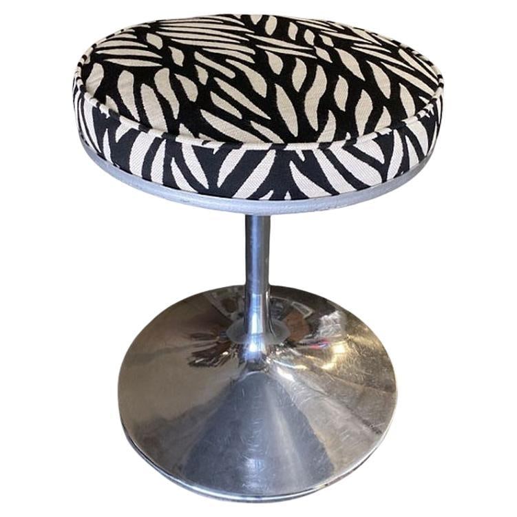 Knoll "Tulip" Chrome Stool by Eero Saarinen w/ Nairobi Upholstery Seat: Title: Knoll "Tulip" Chrome Stool by Eero Saarinen w/ Nairobi Upholstery Seat Description: Knoll "Tulip" Chrome Stool by Eero Saarinen with Sunbrella "Nairobi" acrylic upholstery seat making a strikin