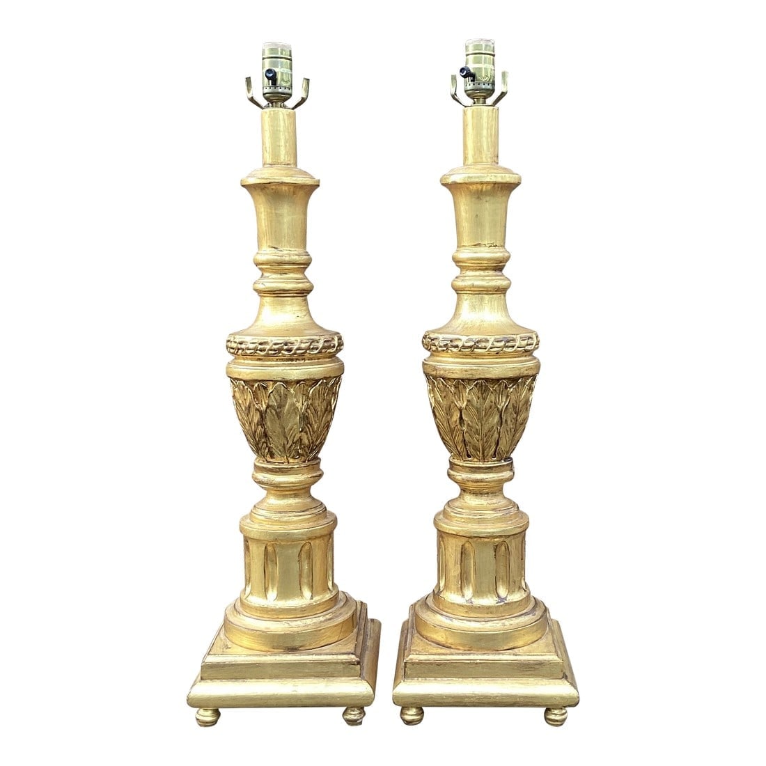 Vintage Pair of Tall Gilt Hollywood Regency Style Carved Table Lamps (1 of 4)