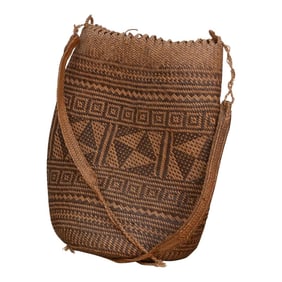 Antique Patterned Carrying Bag