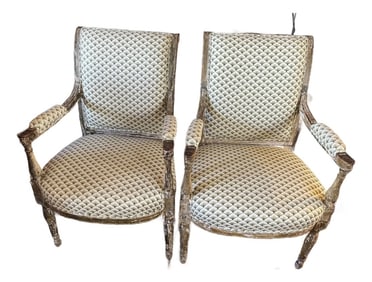 Pair of 19th-Century Louis XVI-Style French Bergère Chairs in Painted and Giltwood With