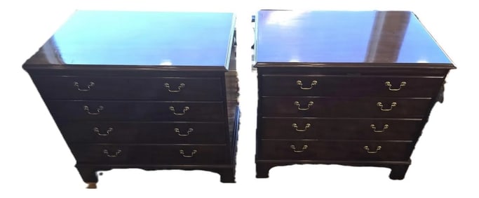 1990s Matched Pair Kittinger Classic American Mahogany Chests of Drawers