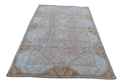 Distressed Vintage Oushak Rug - 6"²4"³ Ã— 8"²9"³