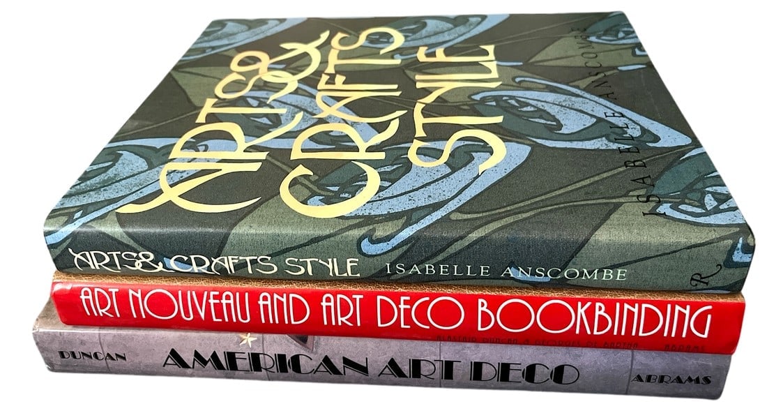 Collection of Vintage Art Nouveau Art Deco and Arts and Crafts History Hardback Coffee Table Books S: Collection of three vintage design books featuring stunning Deco, Art Nouveau and Arts and Crafts images and narration. Decorative and informative! Books: American art deco by Alastair Duncan Art Nouv