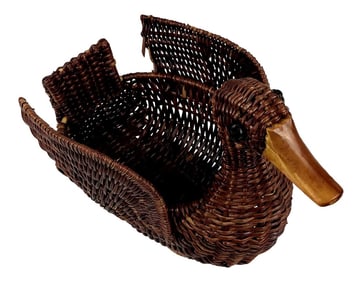 Boho 1970s Woven Wicker Duck Trinket Basket