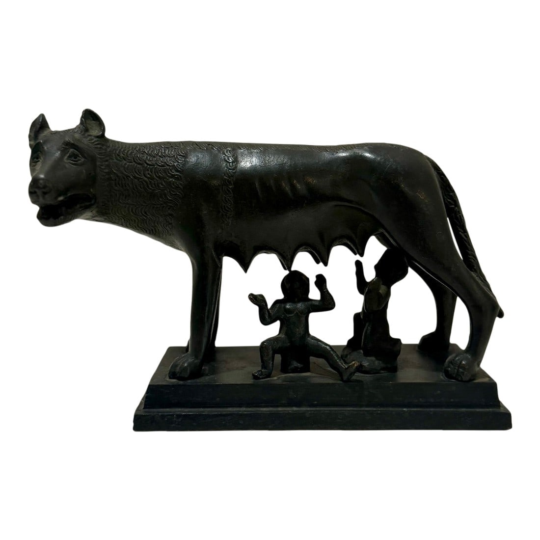 Antique Bronze Sculpture of Romulus and Remus With She-Wolf – Classical Grand Tour: Finely cast bronze sculpture of Romulus and Remus with the she-wolf, inspired by the Capitoline Wolf of ancient Rome. A timeless symbol of Rome's founding myth, this piece reflects the enduring influe
