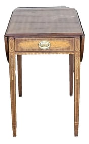 Henredon Historic Natchez Collection Mahogany Pembroke Table Drop Leaf Table