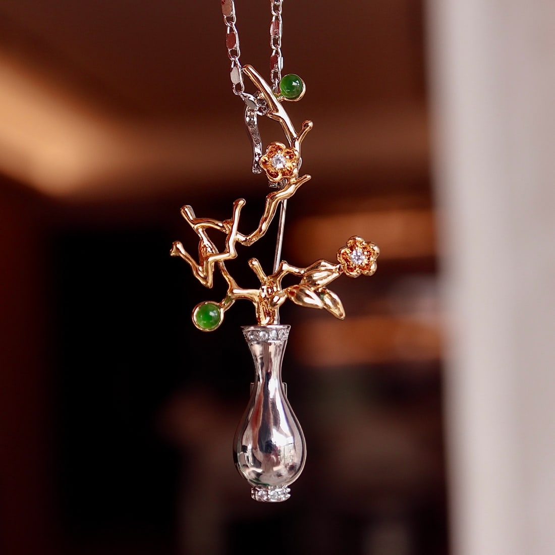 Jadeite vase brooch pendant - 6