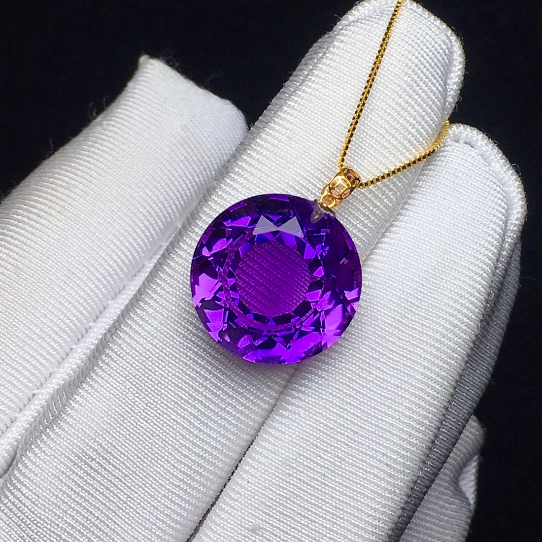 18K Gold Clasp with Amethyst Pendant - 2