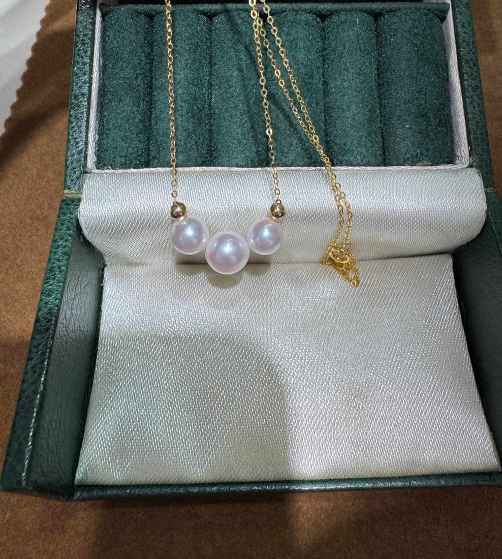 18K Gold Akoya Pearl Smile Necklace - 3