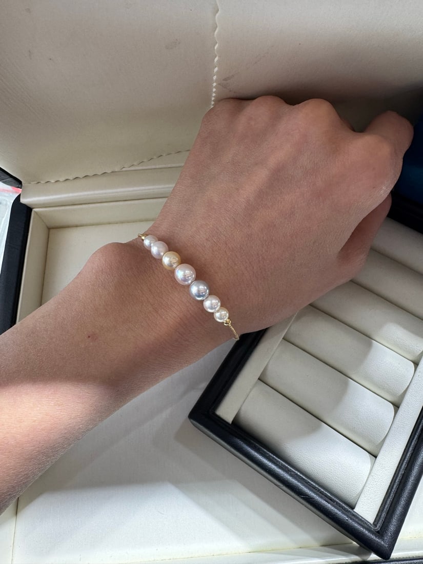 18K Gold Akoya Pearl Bouncy Bracelet - 6