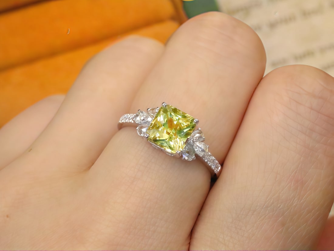 18K Gold Unheated Green Beryl Ring - 6