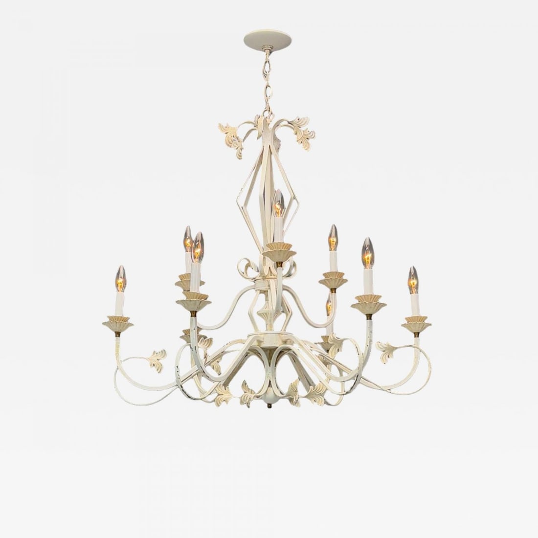 Mid Century Modern, White Painted Iron, Large Chandelier, USA, 1960s: Title: Mid Century Modern, White Painted Iron, Large Chandelier, USA, 1960s Description: Hollywood Regency, White Painted Iron, Large Chandelier, USA, 1960s An impressive and substantial chandelier fe