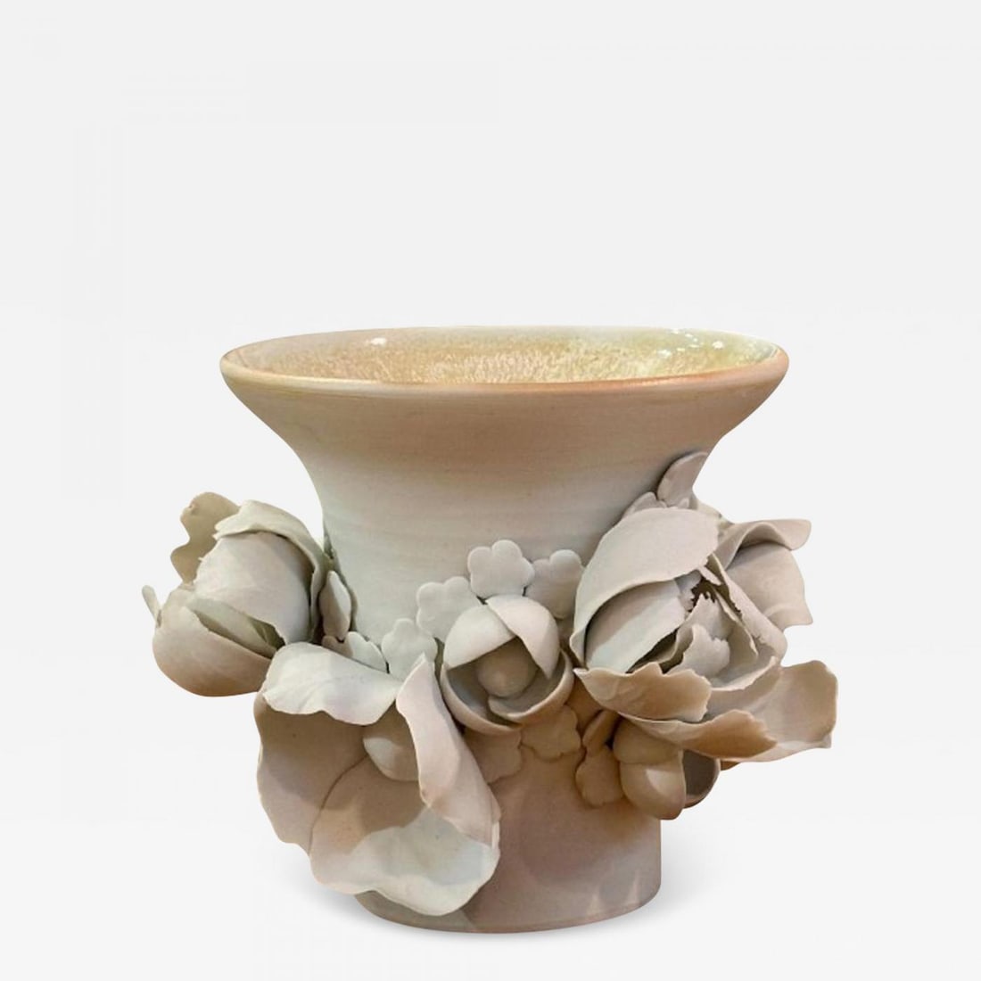 Chala Toprak, Contemporary, Modern Sculpture, Flower Vase, Porcelain, 2023: Title: Chala Toprak, Contemporary, Modern Sculpture, Flower Vase, Porcelain, 2023 Description: Chala Toprak, Contemporary, 'Bouquet Vase', Modern Vase, Porcelain, 2023 Unique and one of a kind hand bu