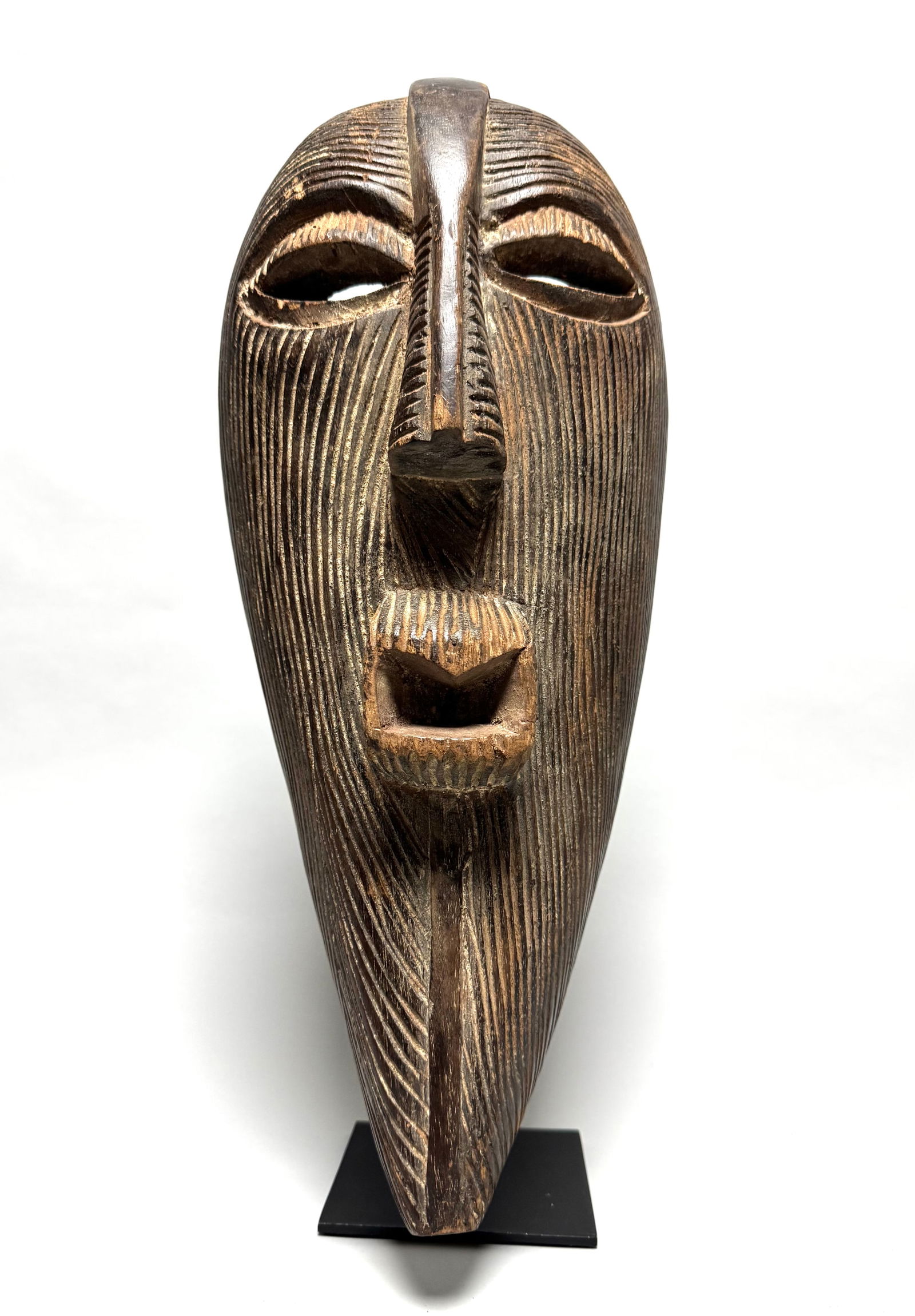 War Mask - Wood - Kifwebe - DR Congo (1 of 8)