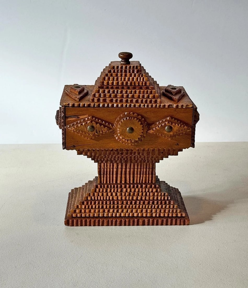 Intricate Deeply Layered Tramp Art Pedestal Box Cigar Box Construction Folk Art - 4