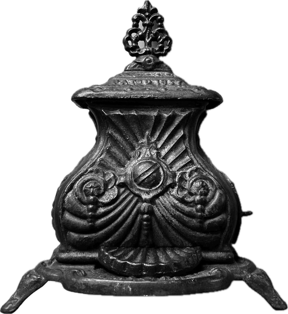 Rare Cast Iron Salesman’s Sample Stove: Rare Antique Cast Iron Salesman’s Sample Stove, “The Pet”. Mfg. by Young & Bro. Albany, N.Y. Pat. 1857, Fine Casting in Excellent Condition. Retains Original Ash Cover and Working Si