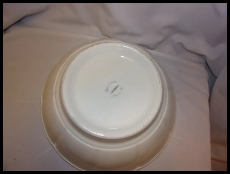 Italian Serving Pasta Bowl and Large Salad Bowl is Hand Painted & Made Exclusively for HiMark - 6