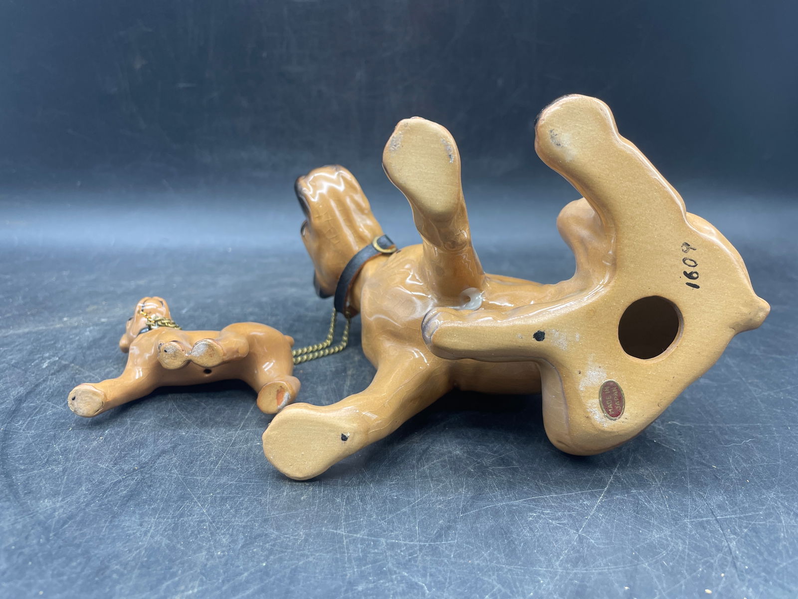 LG Boxer Dog and Pup on Leash Figurine Japan - 8