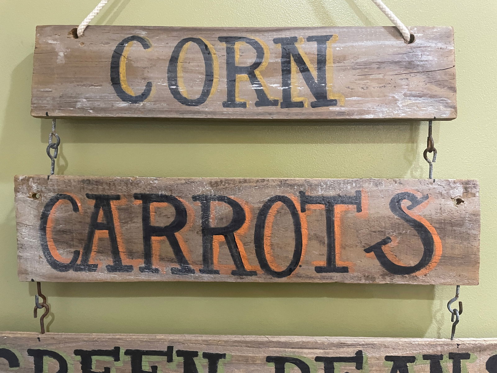 Primitive Wooden Farmstand Produce Sign Corn, Carrots, Green Beans - 2