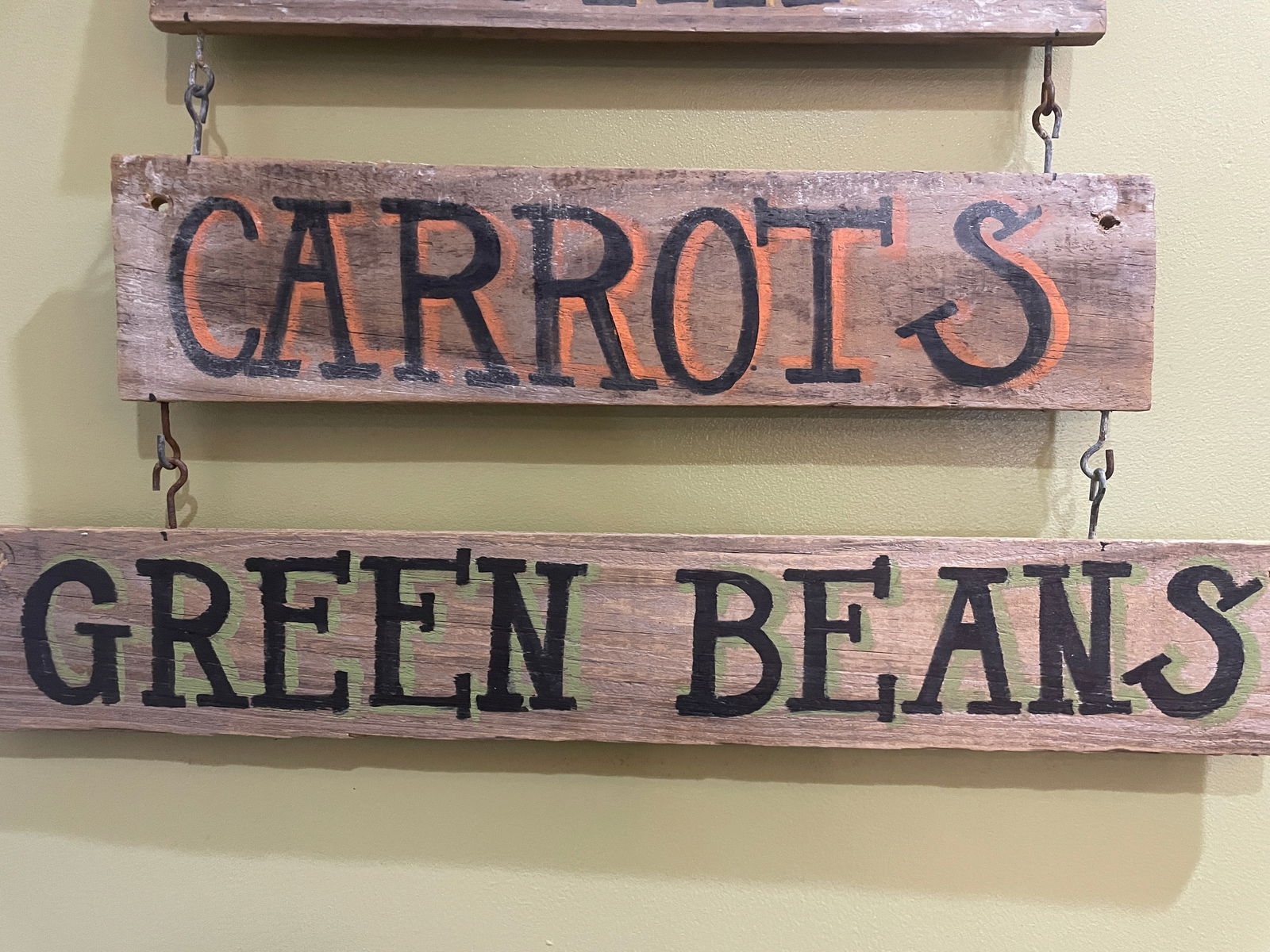 Primitive Wooden Farmstand Produce Sign Corn, Carrots, Green Beans - 3