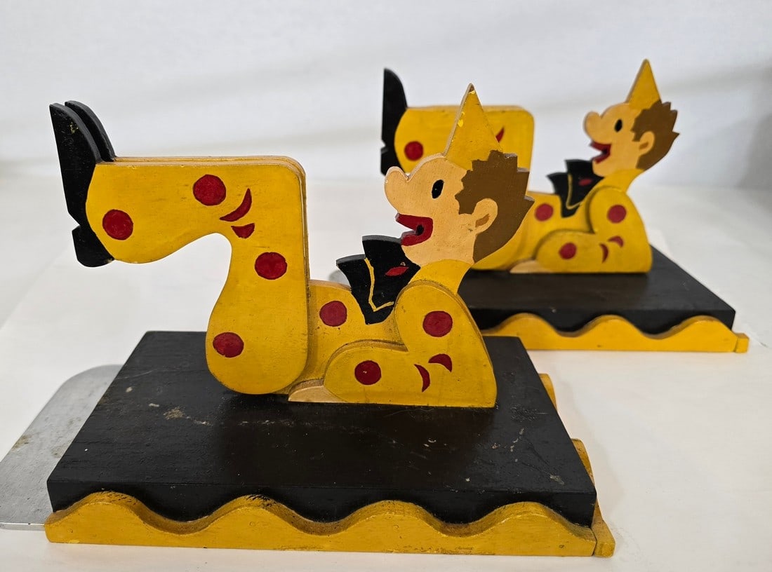 Clowns bookends - 2